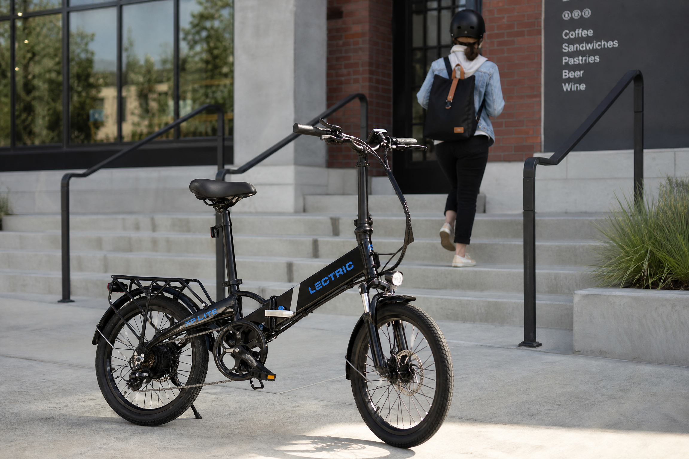 Electric bike with 20-inch wheels, illustrative photo